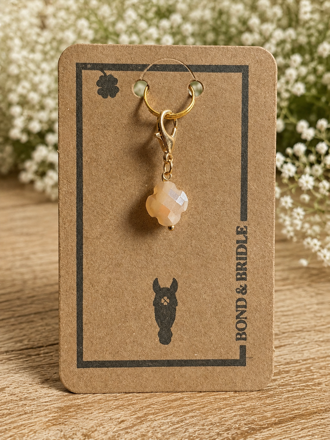Lucky Charm Clover creme personalisierbar